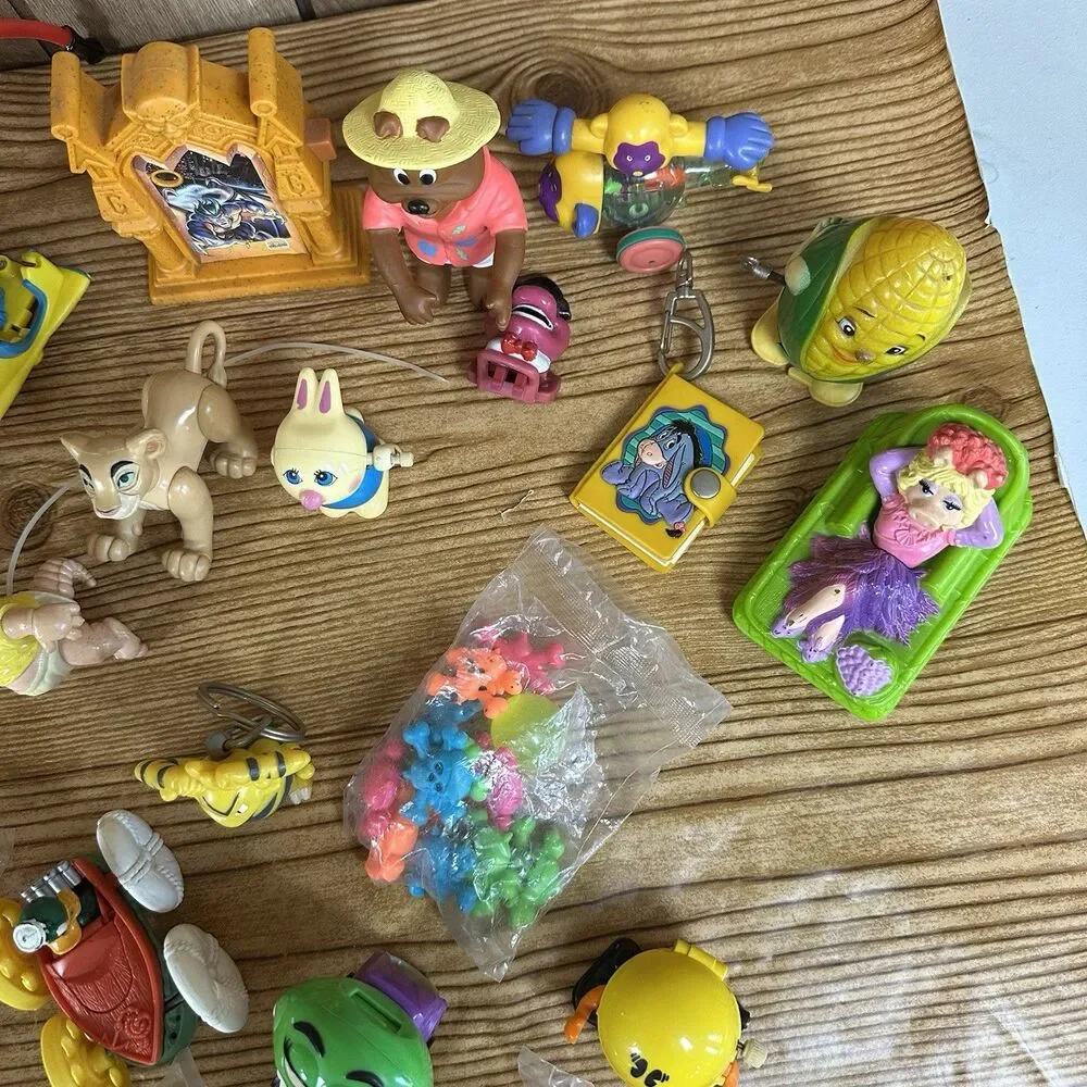 Vintage 1990's McDonalds Burger King Fast Food Toys Lot‎ Of 30 Happy Meal Toys